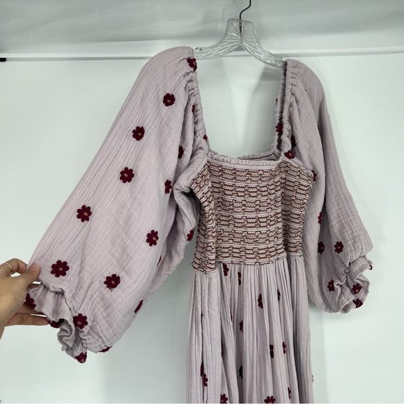 Free People Dahlia Purple Floral Embroidered Puff Sleeve Smocked Midi Dress M - Picture 5 of 9